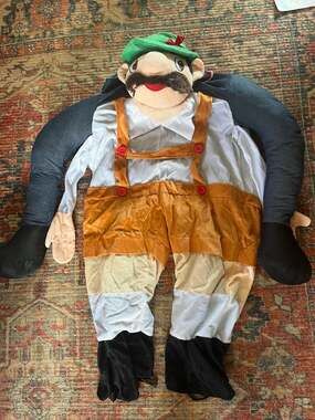 Adult Beer Oktoberfest Ride-On Mascot Costume